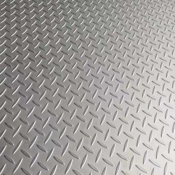 hot dip galvanized checkered plate