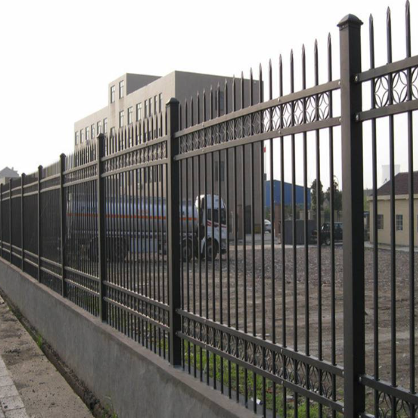 Galvaniserat stålrör staket